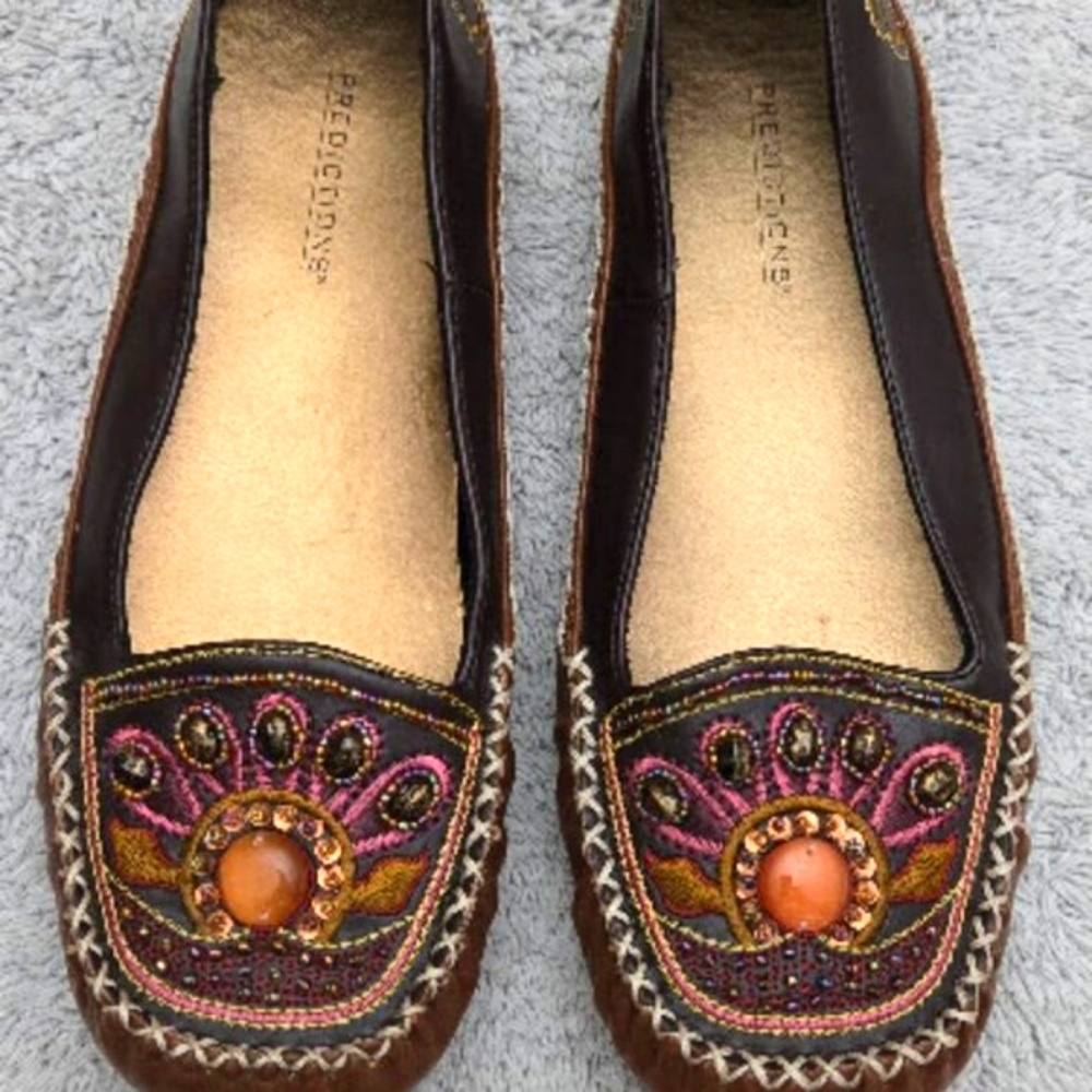 Predictions Brown Beaded  Slip-On Southwestern Moccasin  Bohemian Flats Sz 6‎
